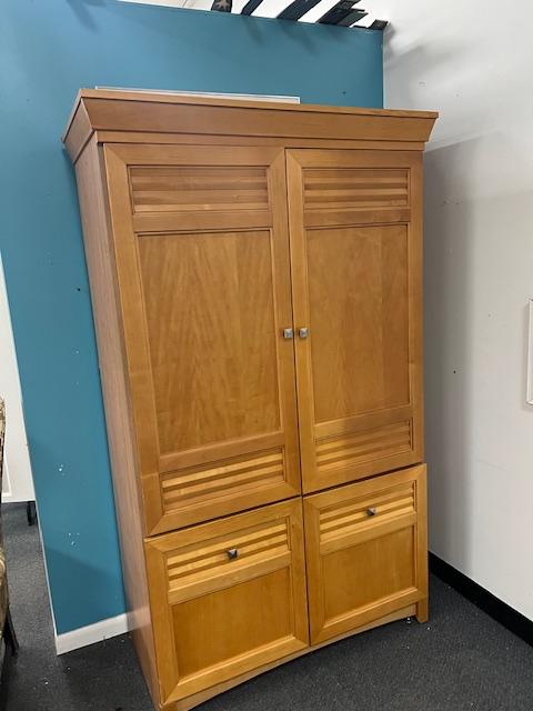 Sale Photo Thumbnail #42