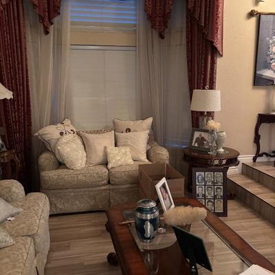 Sale Photo Thumbnail #4