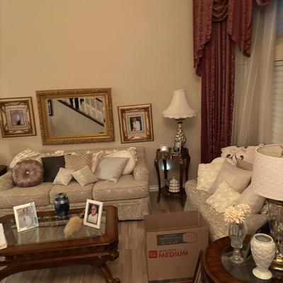 Sale Photo Thumbnail #11