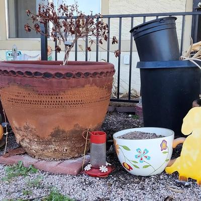 Large Planters & Dachsund Decor - 2 Red 18" Planters, 2 10" Tea Cup Planters, 1 22" D Terra Cotta 