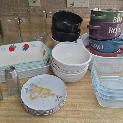 Fun Kitchen - Casserole Dishes, Soup Bowls, Beer Mugs, Salt & Pepper Shaker 
