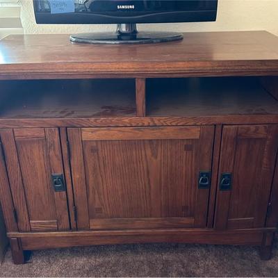 Mission Style TV Stand - Extra Shelves For Bottom Cabinets Included