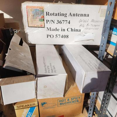 3 NEW Outdoor Digi HDTV Antenna, 1 NEW Rotating Antenna 