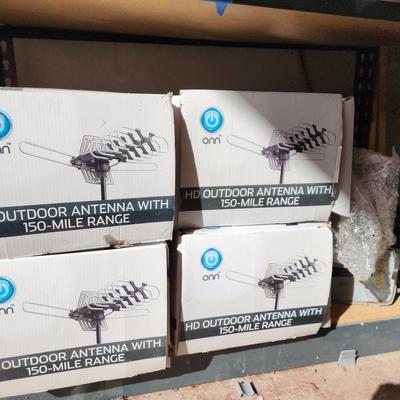 4 NEW ONN 150 Mile Radius HD Outdoor Antennas, 1 Radio Shack Antenna Rotator 