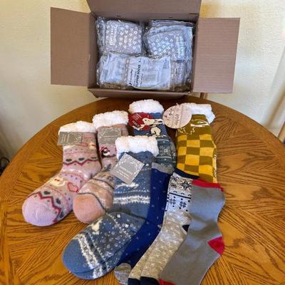 Sock Lot - NEW Sherpa Socks, NEW Slipper Socks, Grippy - One Size - Snoopy, Harry Potter