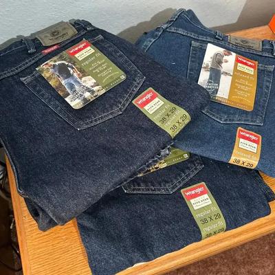 3 NEW WITH TAG Wrangler Denim Jeans - All Size 38x29 - Relaxed And Regular Fit