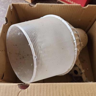 Garage Shop Light, Approx 10" Diameter, With Bulb, Untested