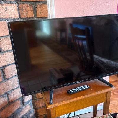 Element 40” TV - Model ELFW4017BF - Works! Includes Remote