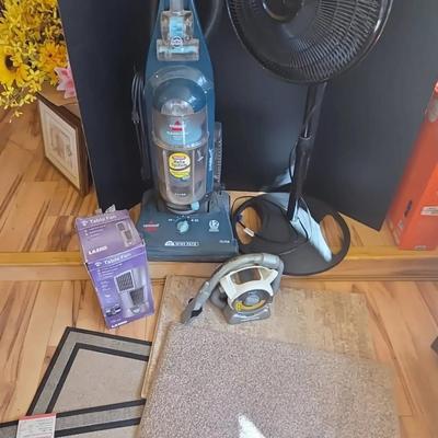 Floor Rugs, Vacuums & Fans - Large Bissell Cleaner, 2 Lasko, Black & Decker 