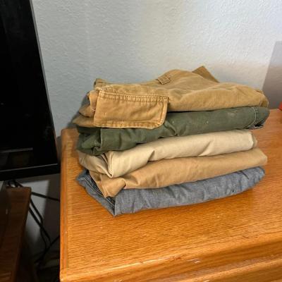 5 Shorts - 2 NEW WITH TAG - St John’s Bay, Polo, Puritan, Faded Glory - All Size 38 - Mixed Style