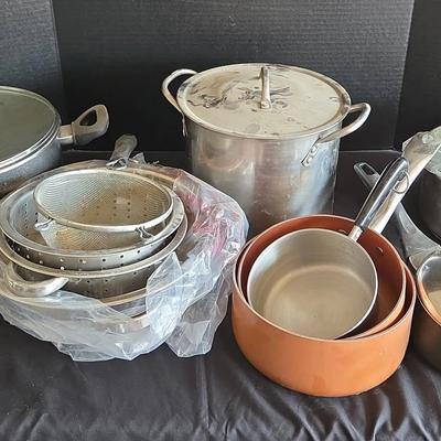 Kitchen Cookware - Orange Stock Pots, Colanders, Pans