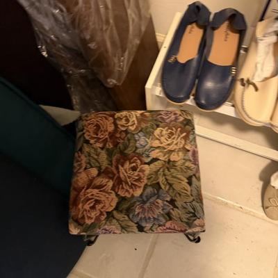 Sale Photo Thumbnail #102