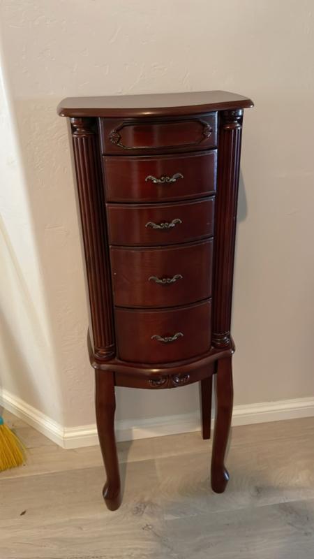 Sale Photo Thumbnail #6