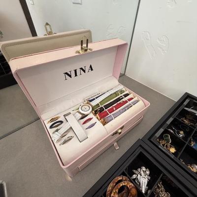 Sale Photo Thumbnail #143