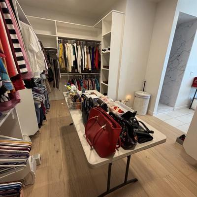 Sale Photo Thumbnail #147