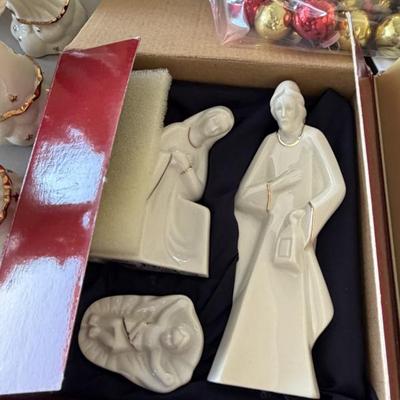 Sale Photo Thumbnail #378