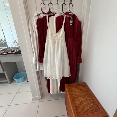 Sale Photo Thumbnail #136