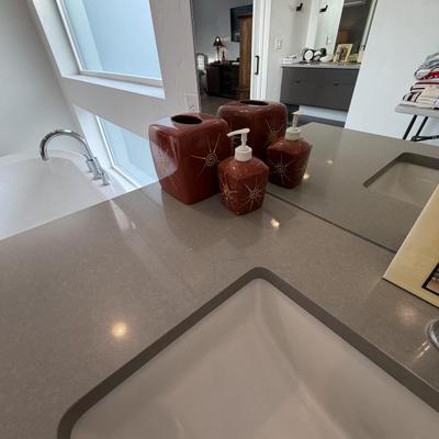 Sale Photo Thumbnail #137