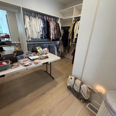 Sale Photo Thumbnail #144