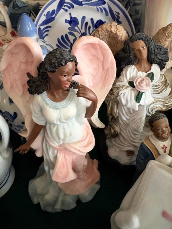 Sale Photo Thumbnail #198