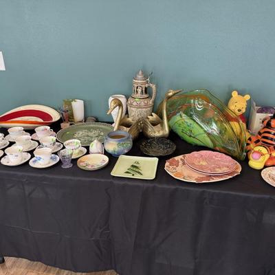 Sale Photo Thumbnail #3: Beautiful glass 