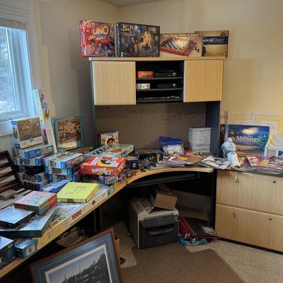 Sale Photo Thumbnail #141: Nice desk