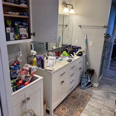 Sale Photo Thumbnail #150