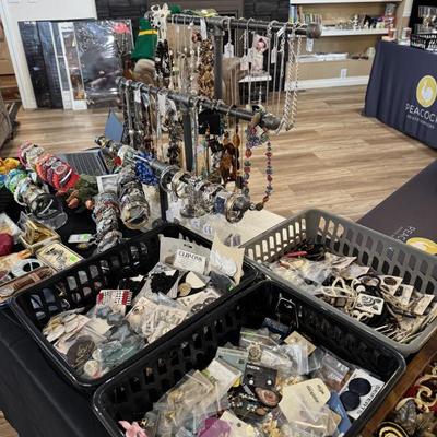 Sale Photo Thumbnail #78: Jewelry 