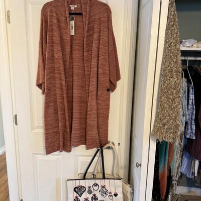 Sale Photo Thumbnail #117