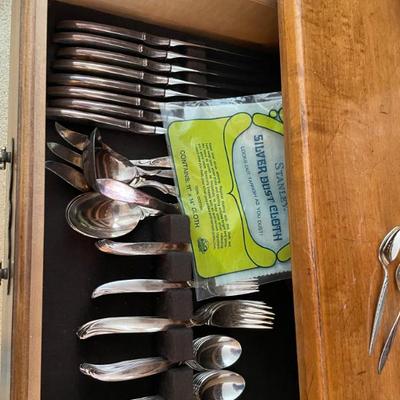 Sale Photo Thumbnail #181