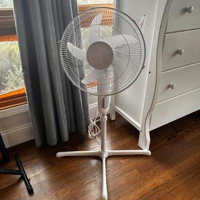 Sale Photo Thumbnail #692