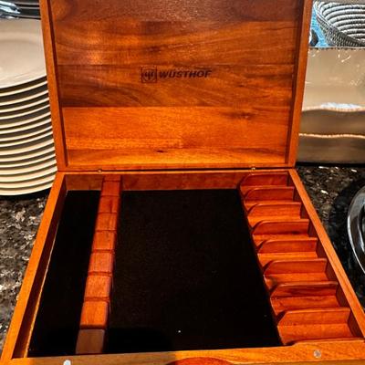 Sale Photo Thumbnail #343