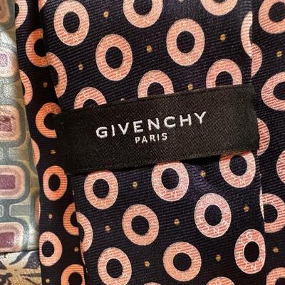 Sale Photo Thumbnail #636