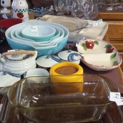 Sale Photo Thumbnail #7: Vintage Kitchenware