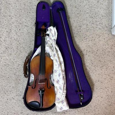 Sale Photo Thumbnail #17: B violin