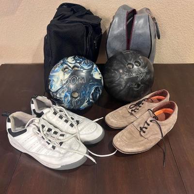 S ebonite zoom galaxie 300 bowling balls with bags and shoes lot
