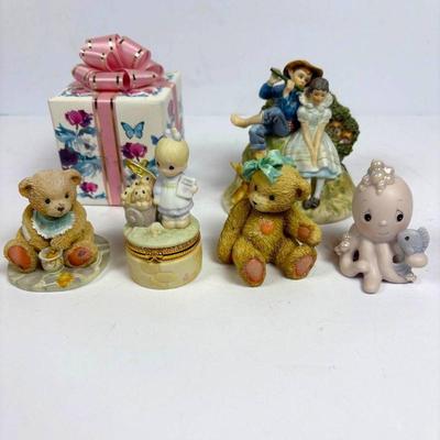F porcelain and ceramic figurines with decorative music box