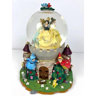 M disney princess snow globe