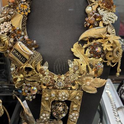 Sale Photo Thumbnail #31