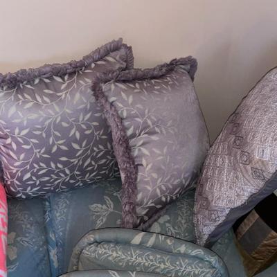 Sale Photo Thumbnail #151