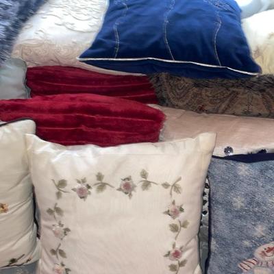 Sale Photo Thumbnail #126