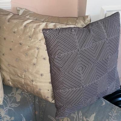 Sale Photo Thumbnail #149