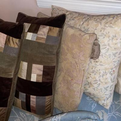 Sale Photo Thumbnail #150