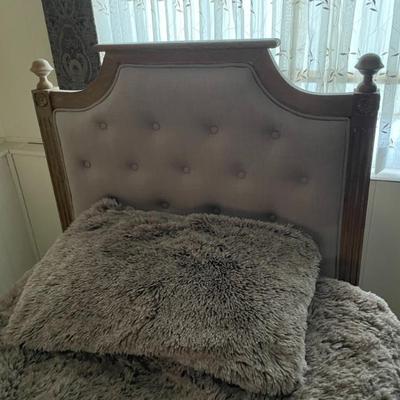 Sale Photo Thumbnail #347