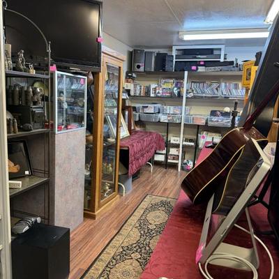 Sale Photo Thumbnail #119