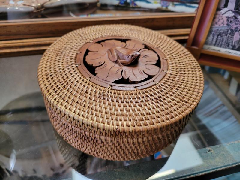 Sale Photo Thumbnail #2