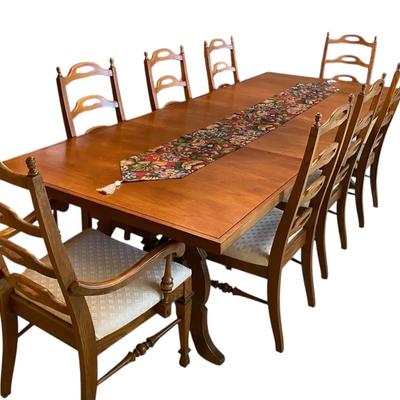 Walter Of Wabash Dining table & 8 Chairs * Extremely Nice Quality Piece * Very Good Condition