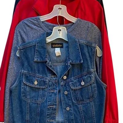 2 Jackets * Top * Vest * Zella *Team Tac *Nordsport