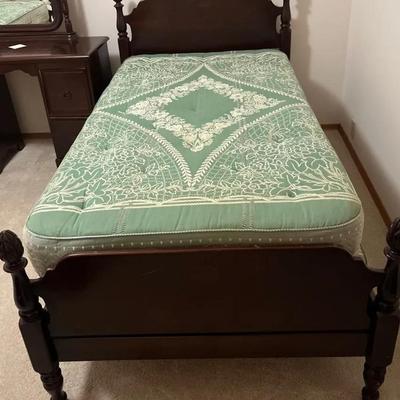 Antique Twin Pineapple Bed
