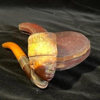Vintage Figural Meerscham Pipe with Case * Amber 
